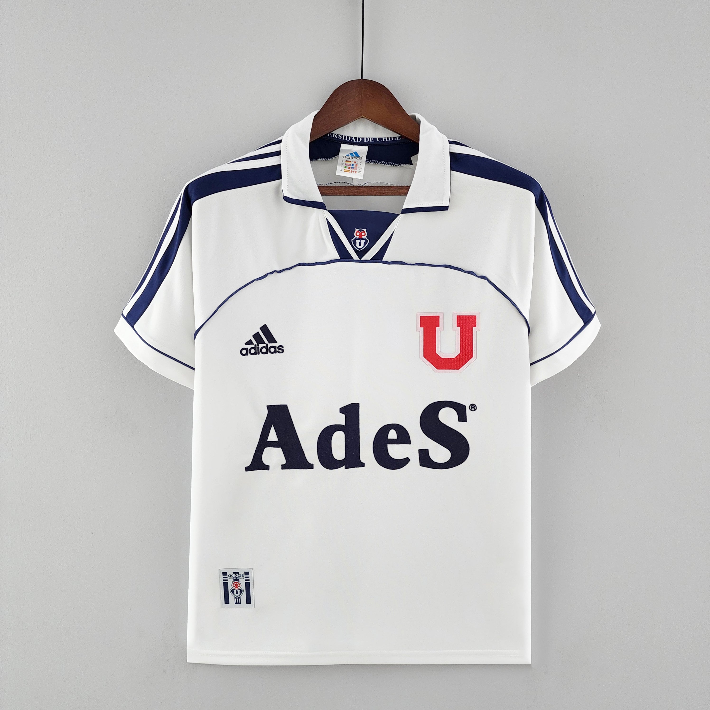 U de Chile store Soccer jersey 2000s