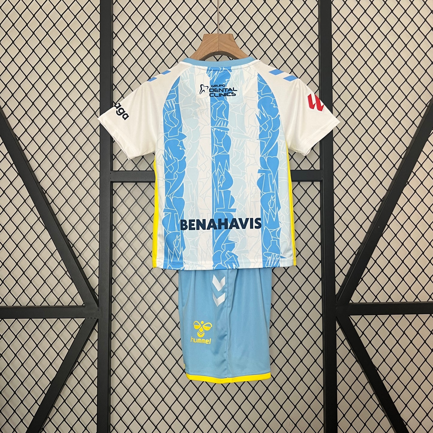 24/25 Kids Malaga Home Kit