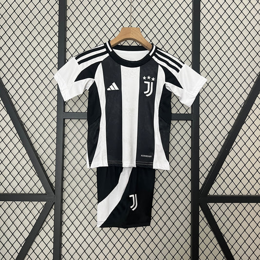 24/25 Kids Juventus Home Kit