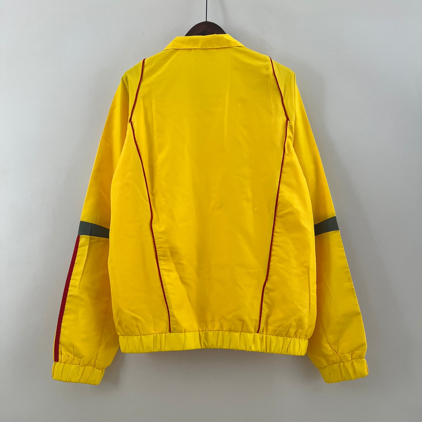 23/24 Windbreaker Tigers Yellow Kit