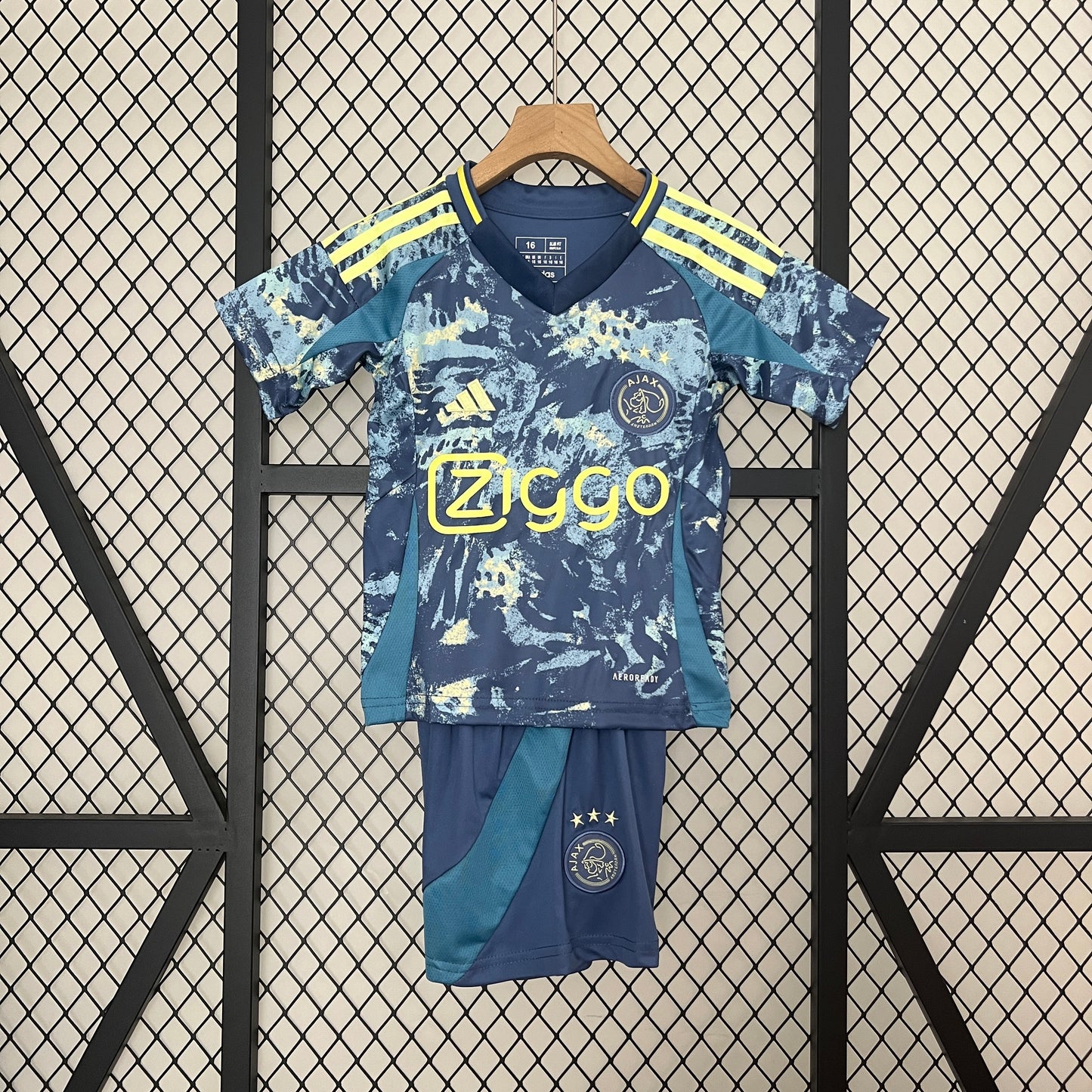 24/25 Kids Ajax Away Kit