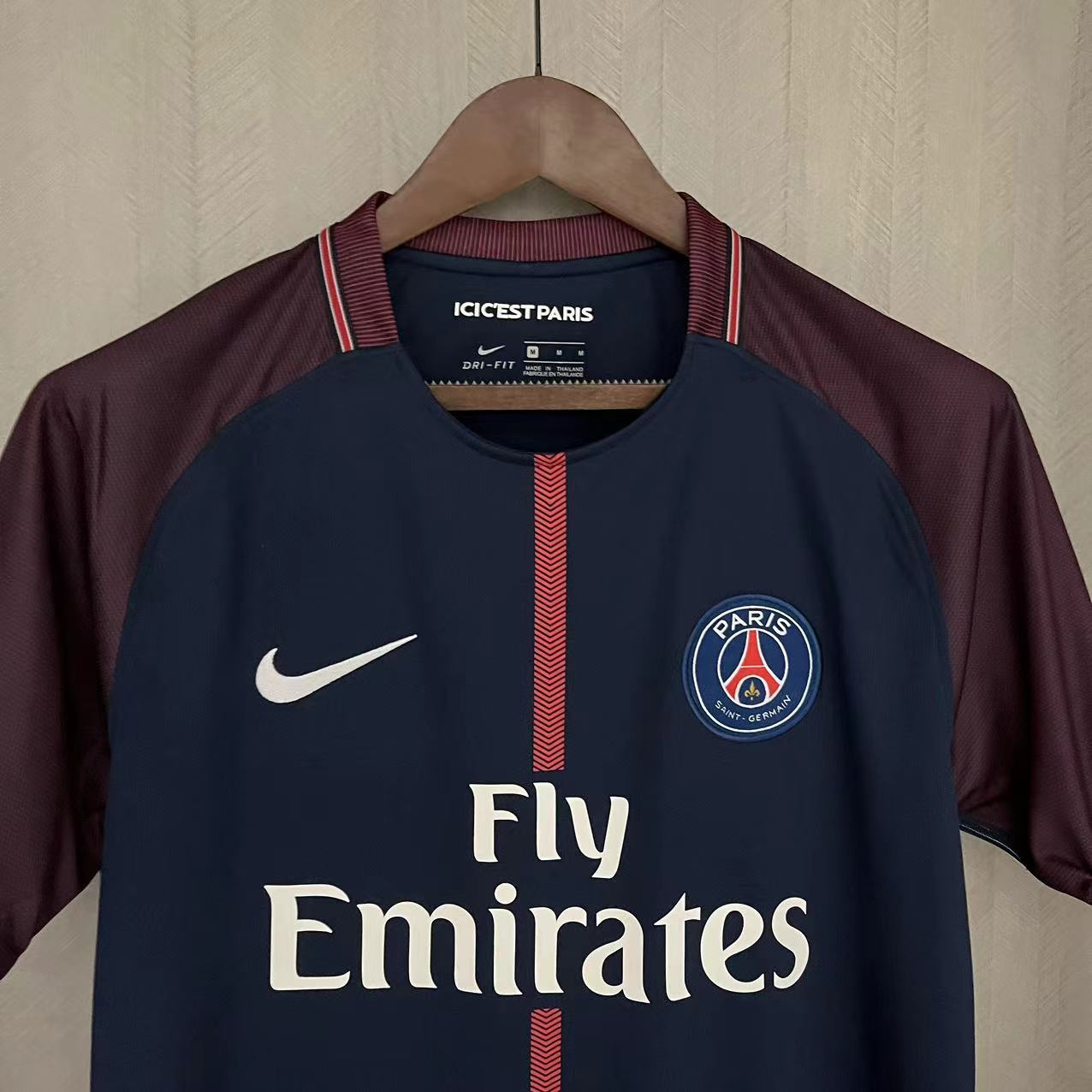 Maglie home retrò del PSG 2017-18 