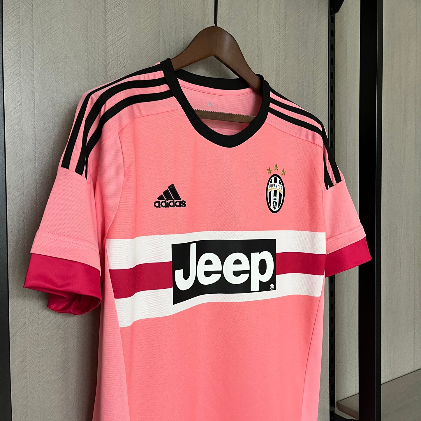 Retro Juventus 2015-16 Away Jerseys Kit