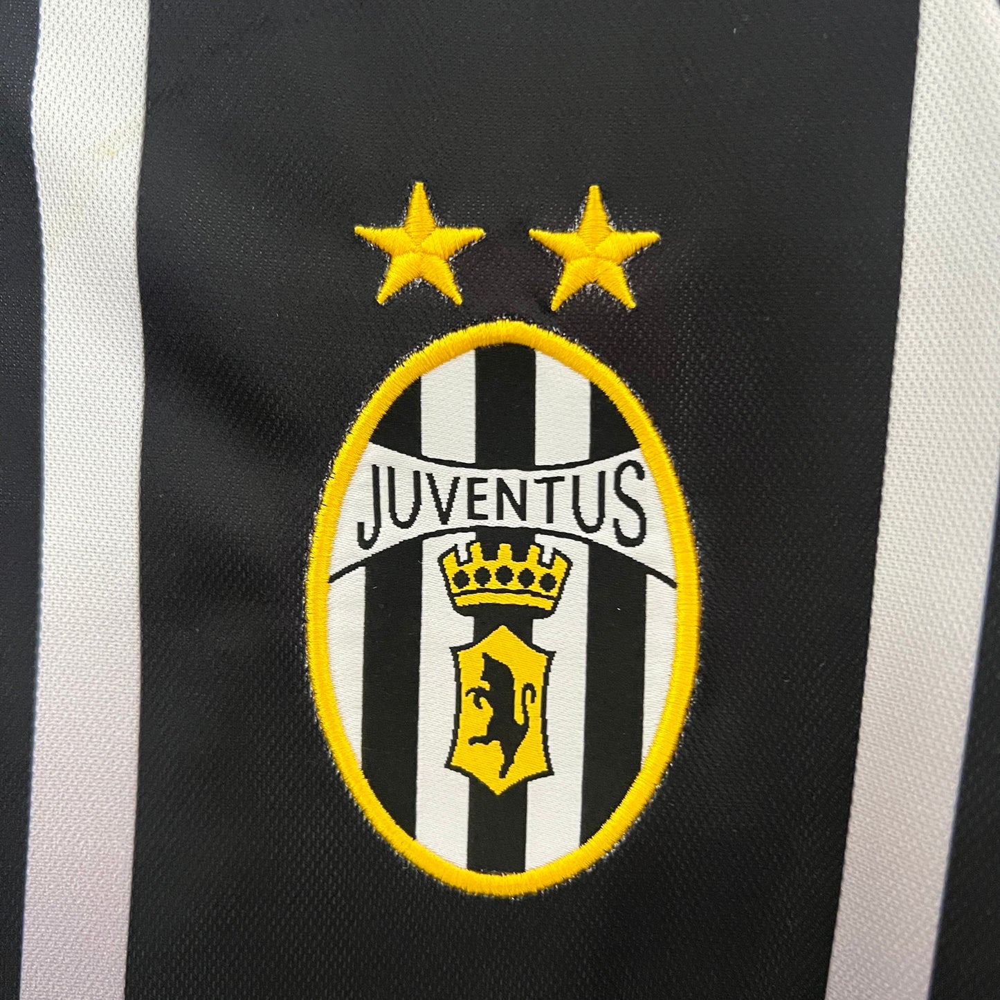 Retro Juventus 00/01 Black Kit