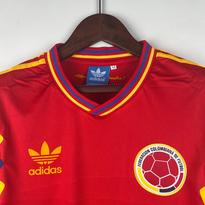 Retro Colombia 1990 Away Kit