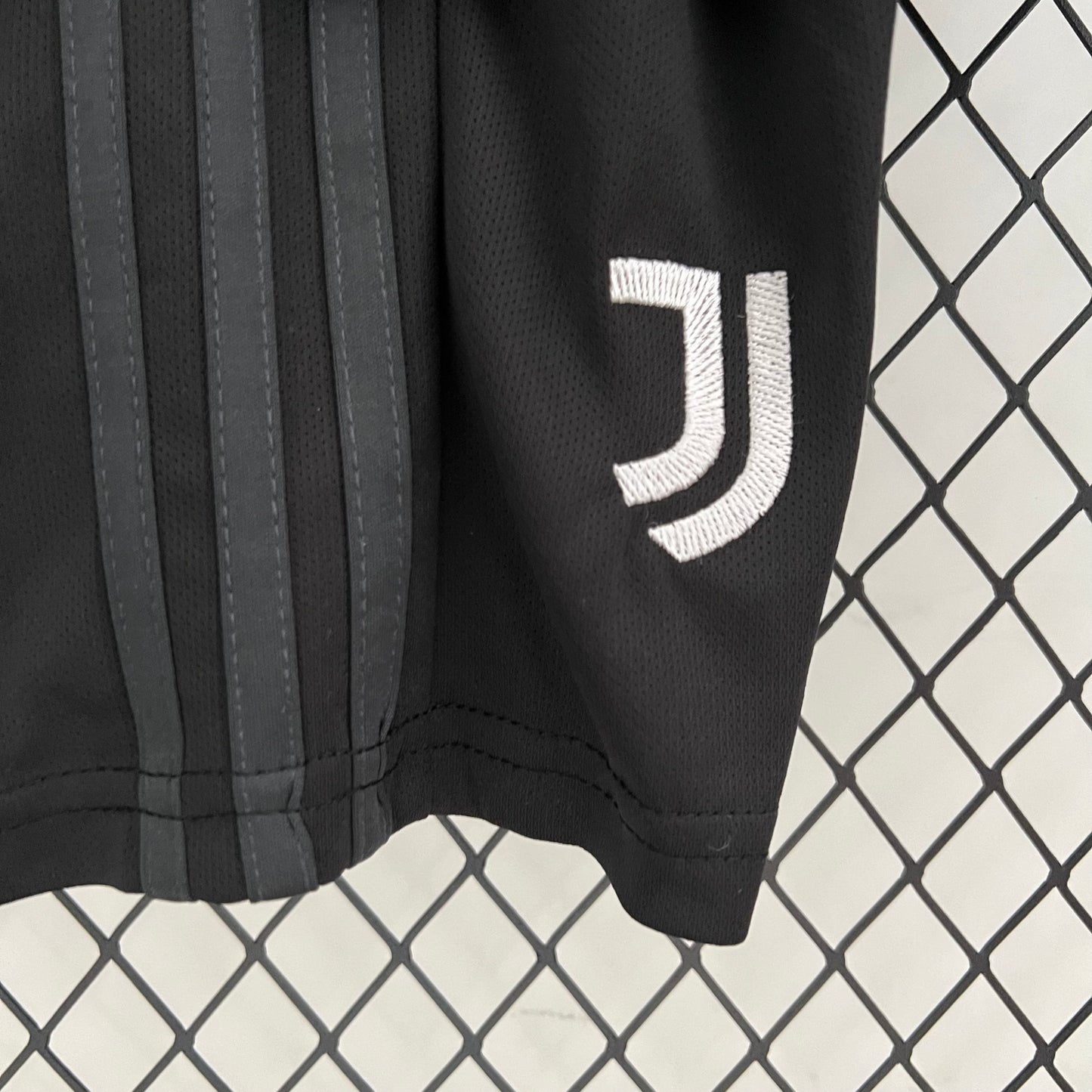 23/24 Juventus Third Away Kit - Kids Tshirt