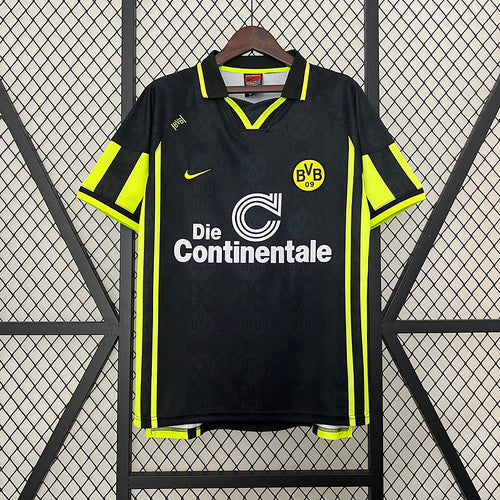 Retro Dortmund 96/97 Away Kit