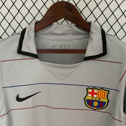 Retro Barcelona 03/04 Away Kit