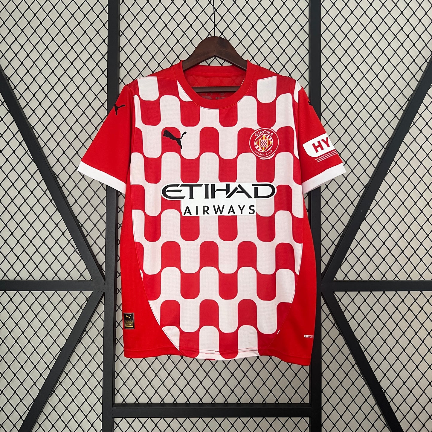 24/25 Girona Home Kit