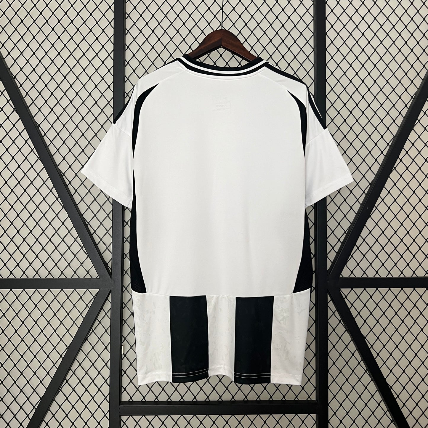 24/25 Juventus Home Kit