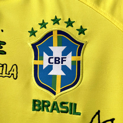 22/23 Brazil Graffiti Board Edition Kit