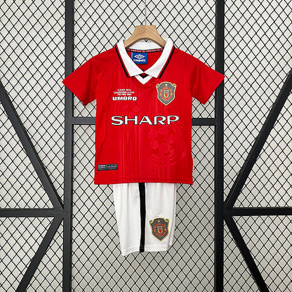 Kids Manchester United99/00 Home Kit