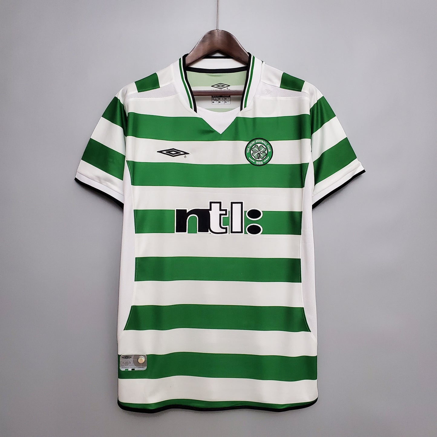 Retro Celtic 02/03 Home kit