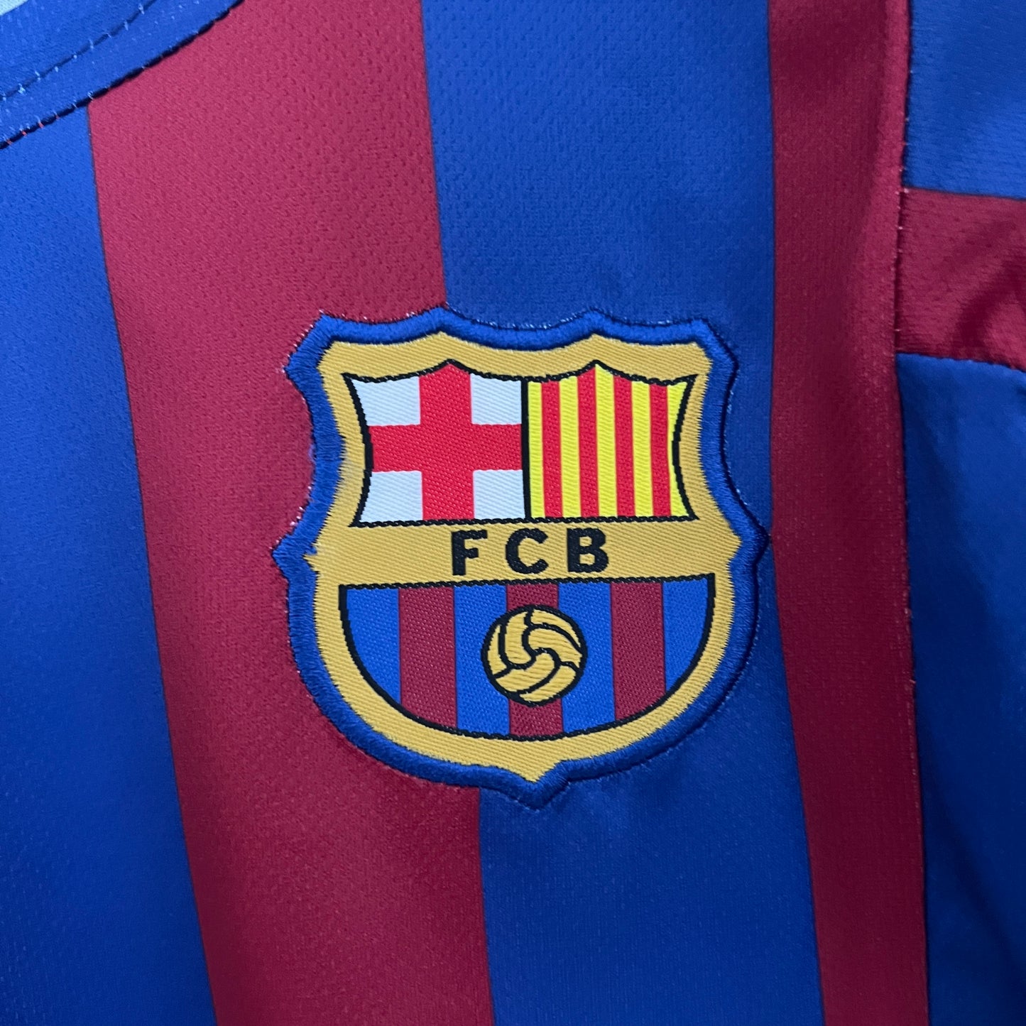 Kids Barcelona 05/06 Home Kit