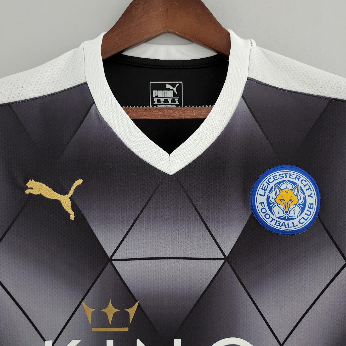 Retro 15/16 Leicester City Away Kit