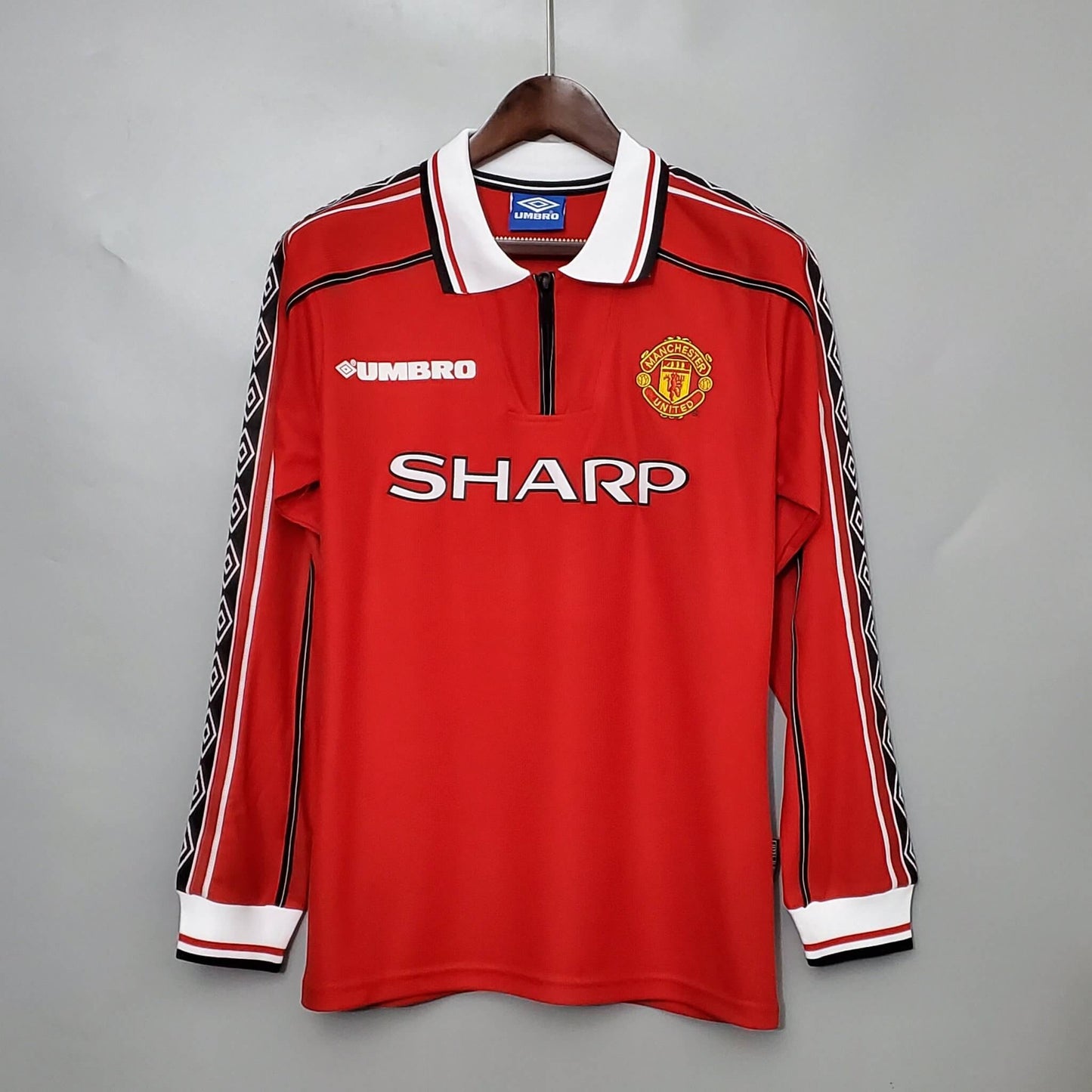 Manchester United 1998/00 Home Kit Long Sleeve