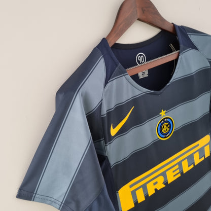 Retro Inter Milan 04/05 Third Away Kit