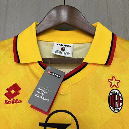 Retro AC Milan 1995-96 IIII Jerseys Kit