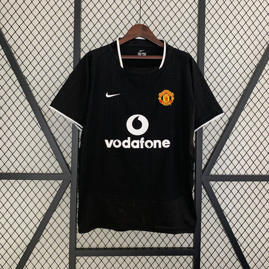 Retro Manchester United 03/04 Away Kit