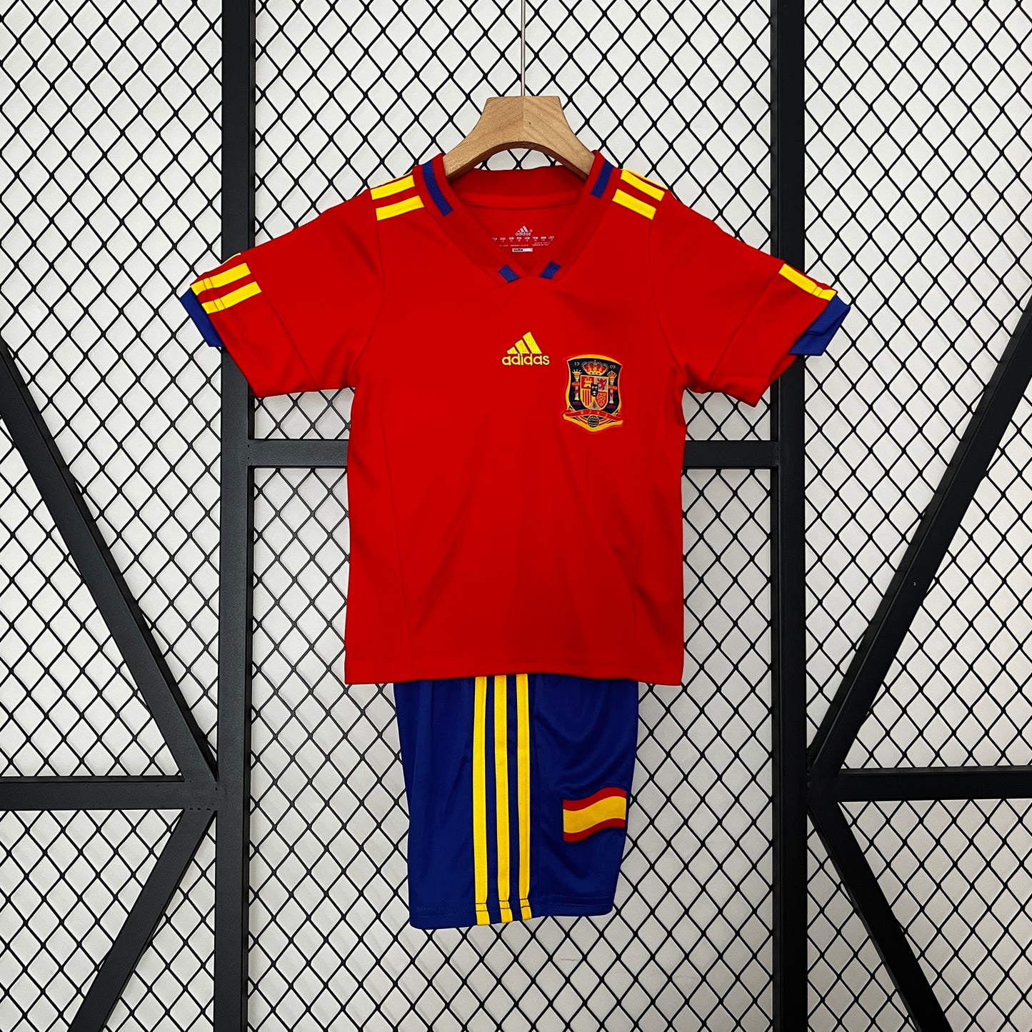 Kids Spain 2010 Home Kit