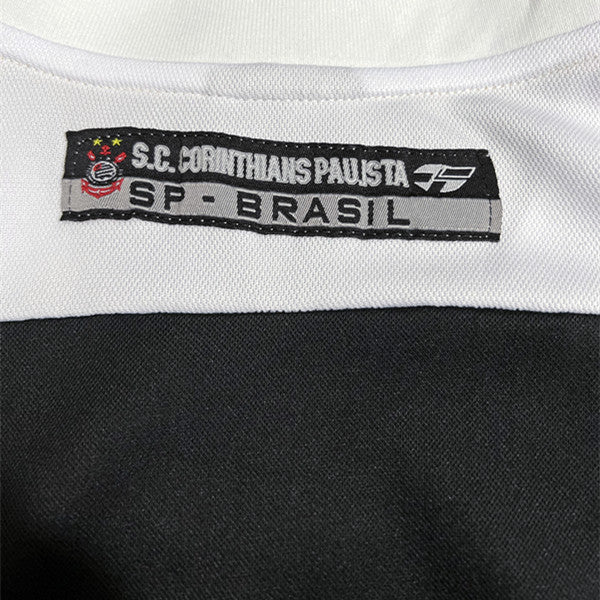 Retro version 2000 Corinthians Away Kit