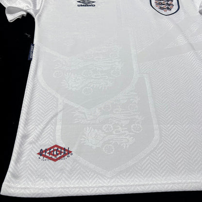 Retro 94/95 England at Home Kit