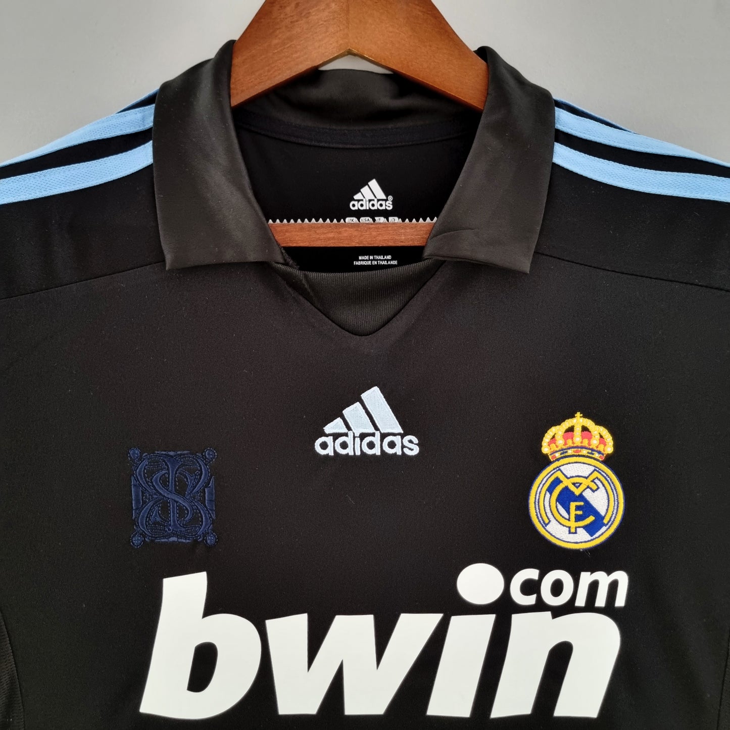 Retro Real Madrid 09/10 Away Kit