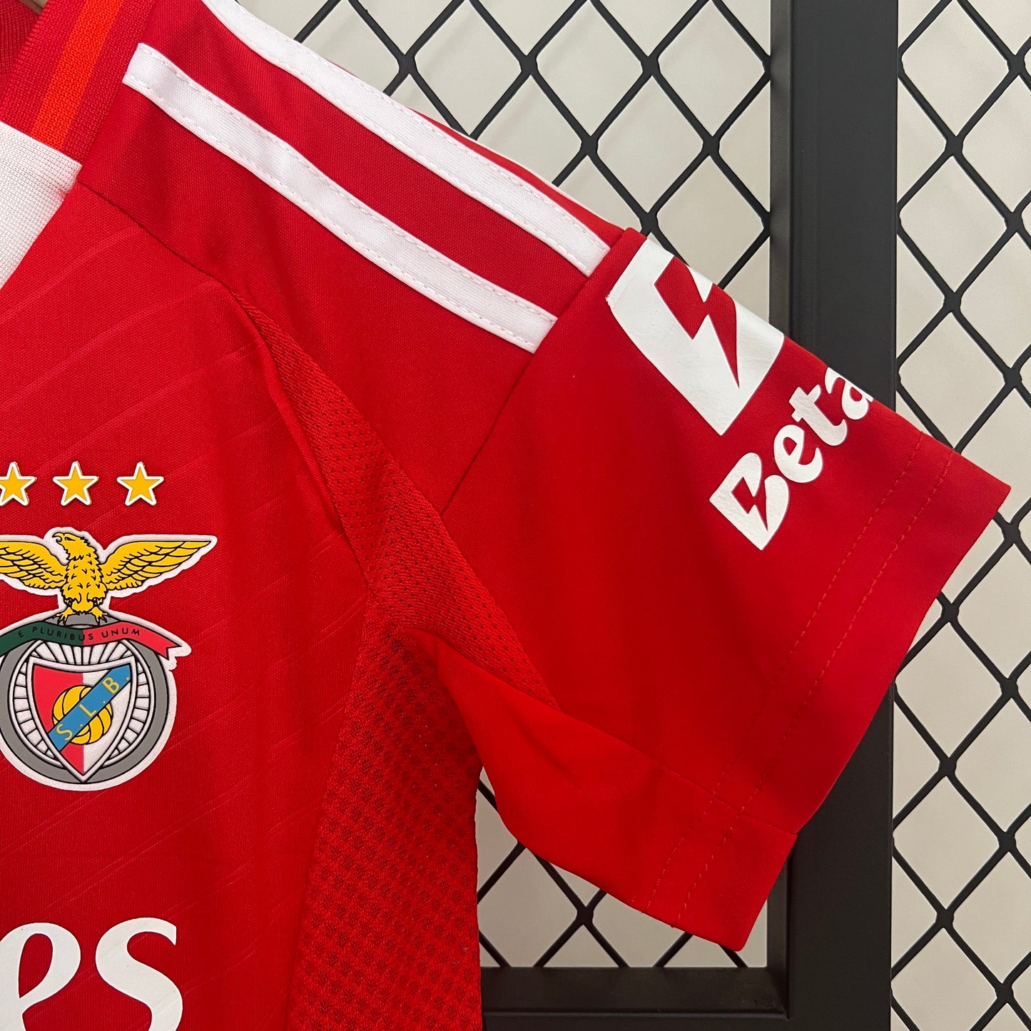 24/25 Kids Benfica Home Kit