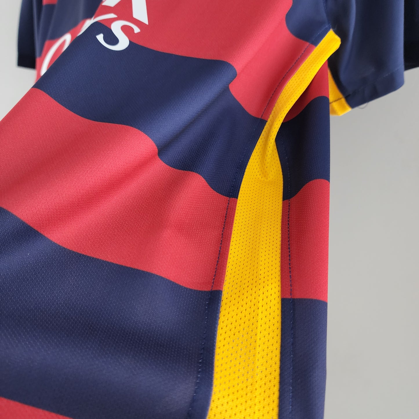 Retro 15/16 Barcelona Home Kit