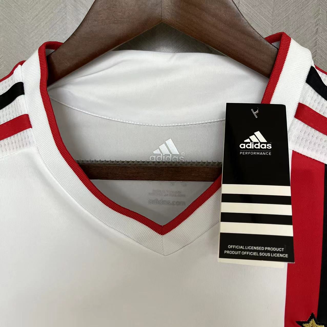 Maglie vintage da trasferta dell'AC Milan 2011-12 