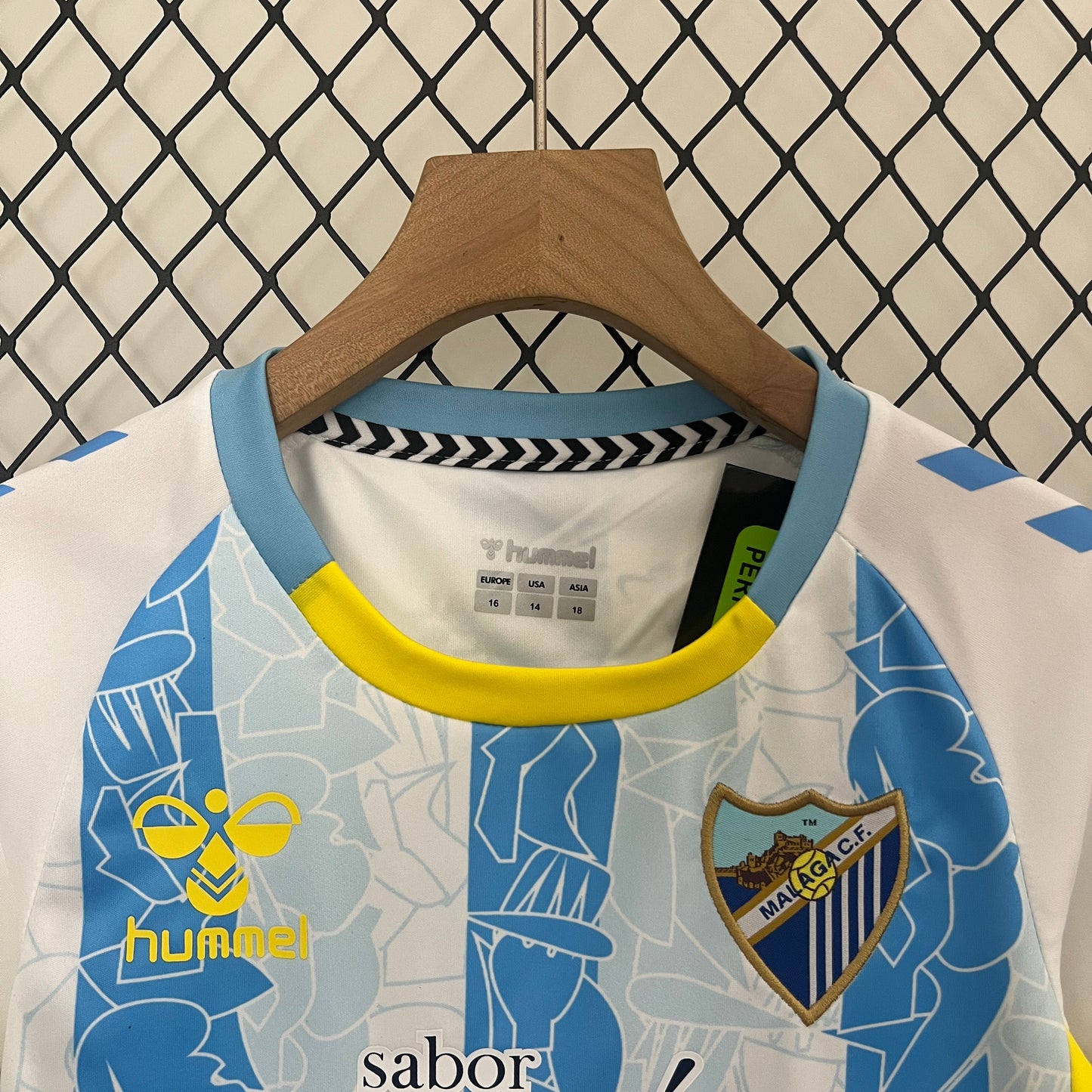 24/25 Kids Malaga Home Kit