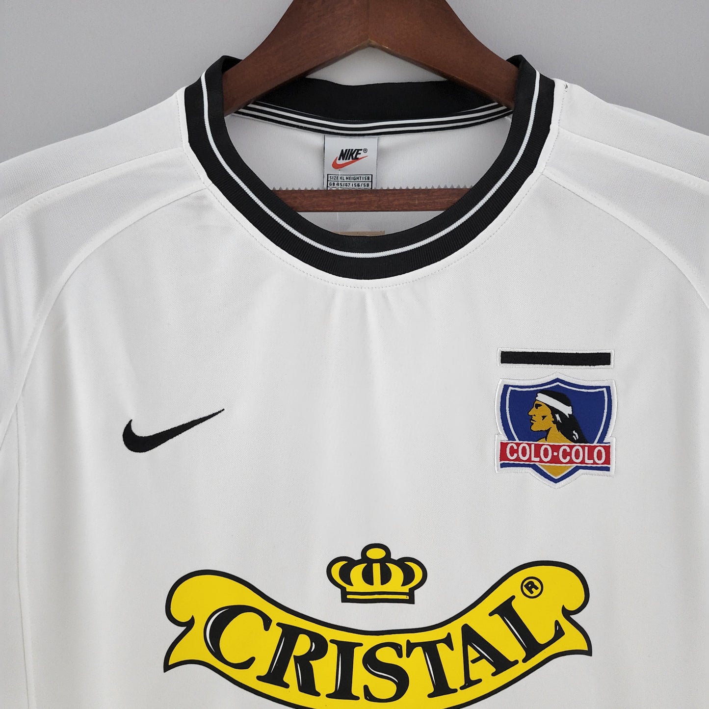 Retro 00/01 Colo Colo Home Kit