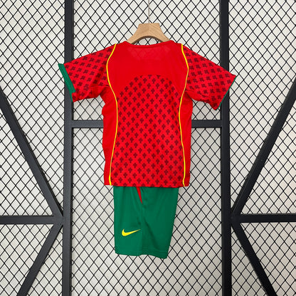 2004 Kids Portugal  Home Kit