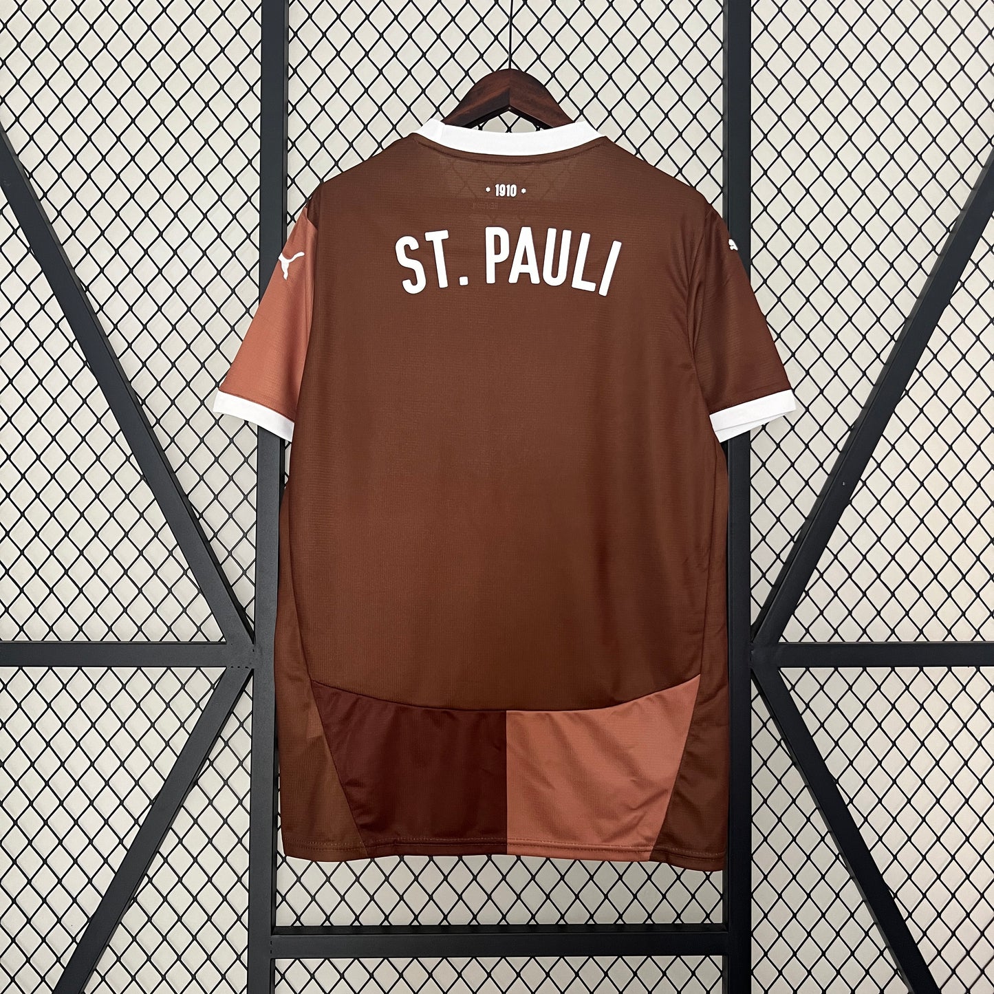 24/25 St. Pauli Home Kit