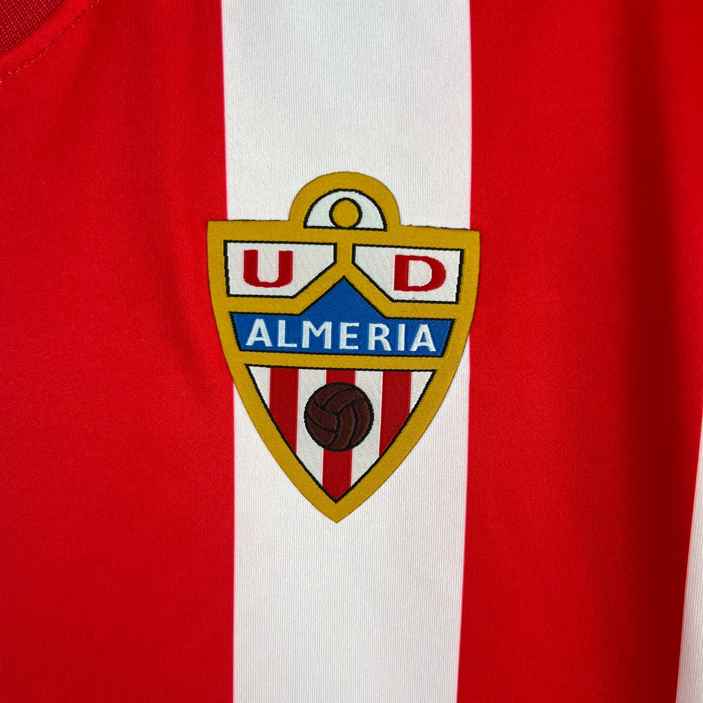 Almeria 23/24 Home Kit