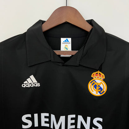 Retro Real Madrid 02/03 Away Kit