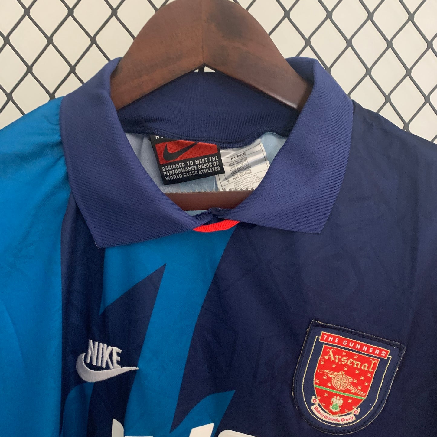 Retro Long Sleeve Arsenal 95/96 Away Kit