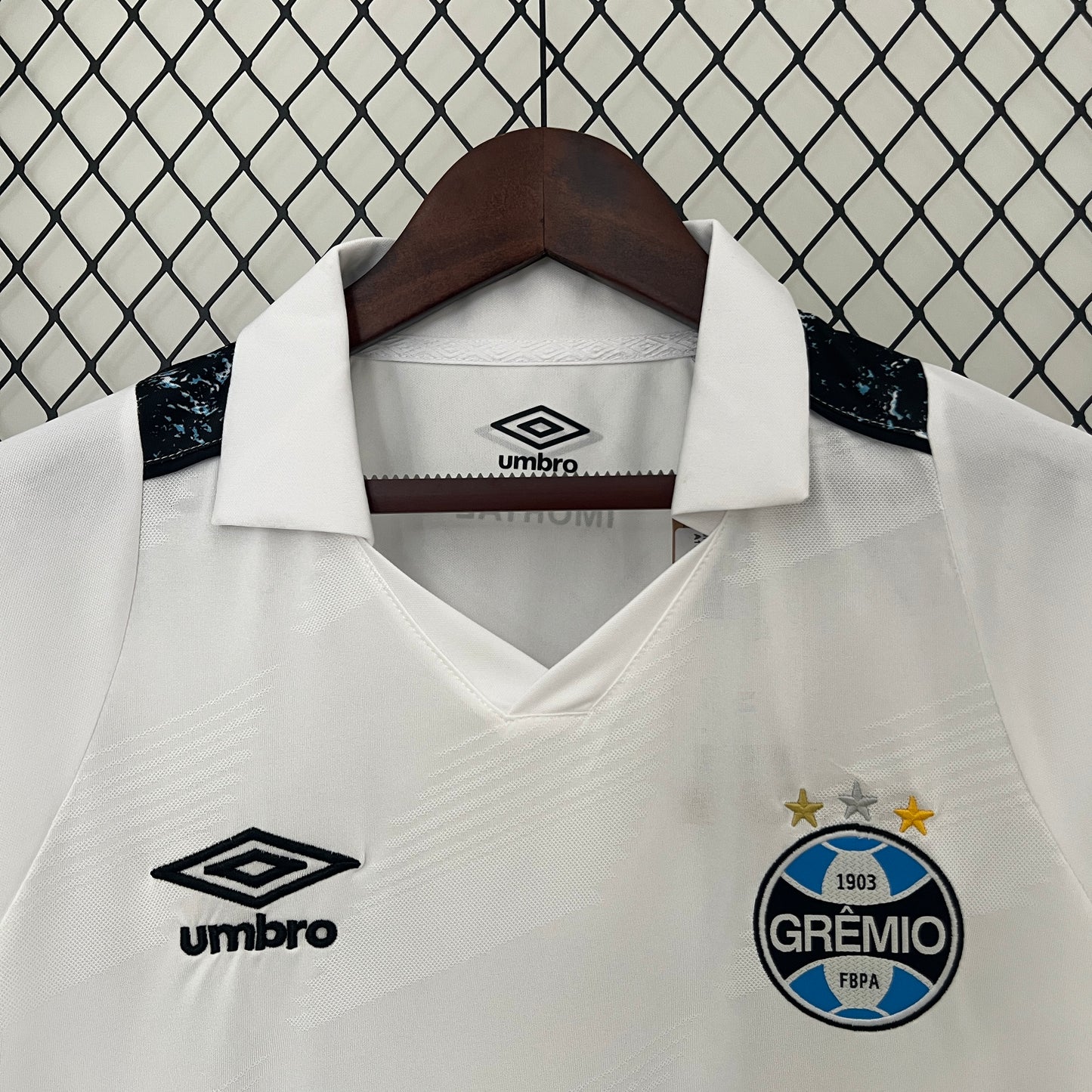 24/25 Gremio Away Kit