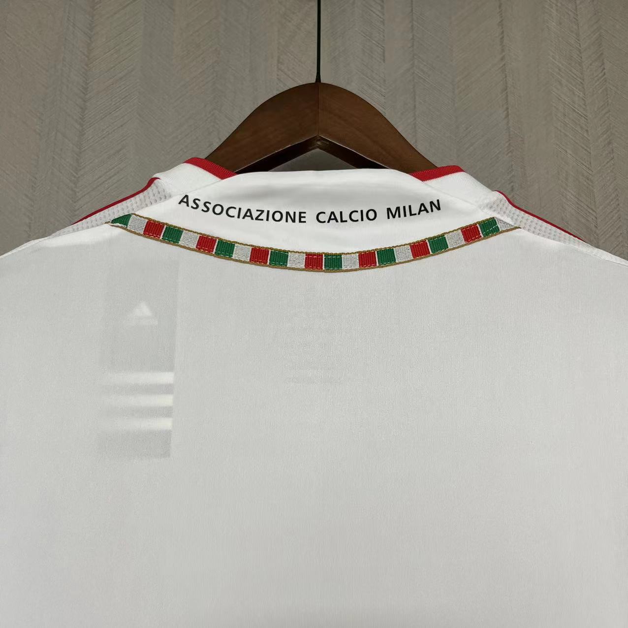 Retro AC Milan 2011-12 Away Jerseys Kit