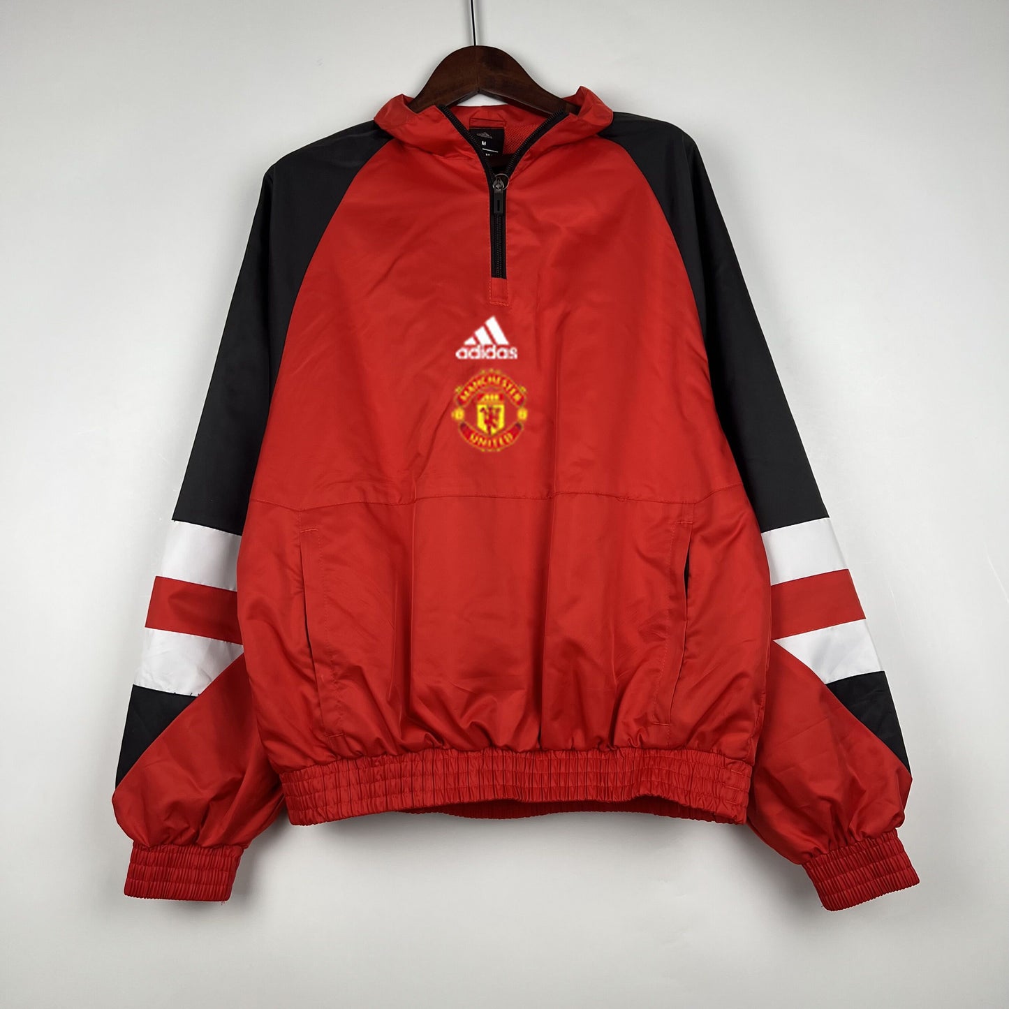 23/24 Windbreaker Manchester United Kit