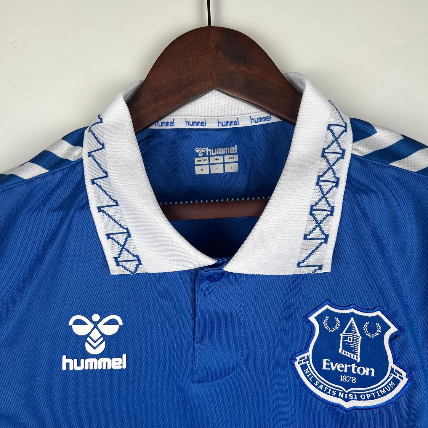 Everton 23/24 Home Kit