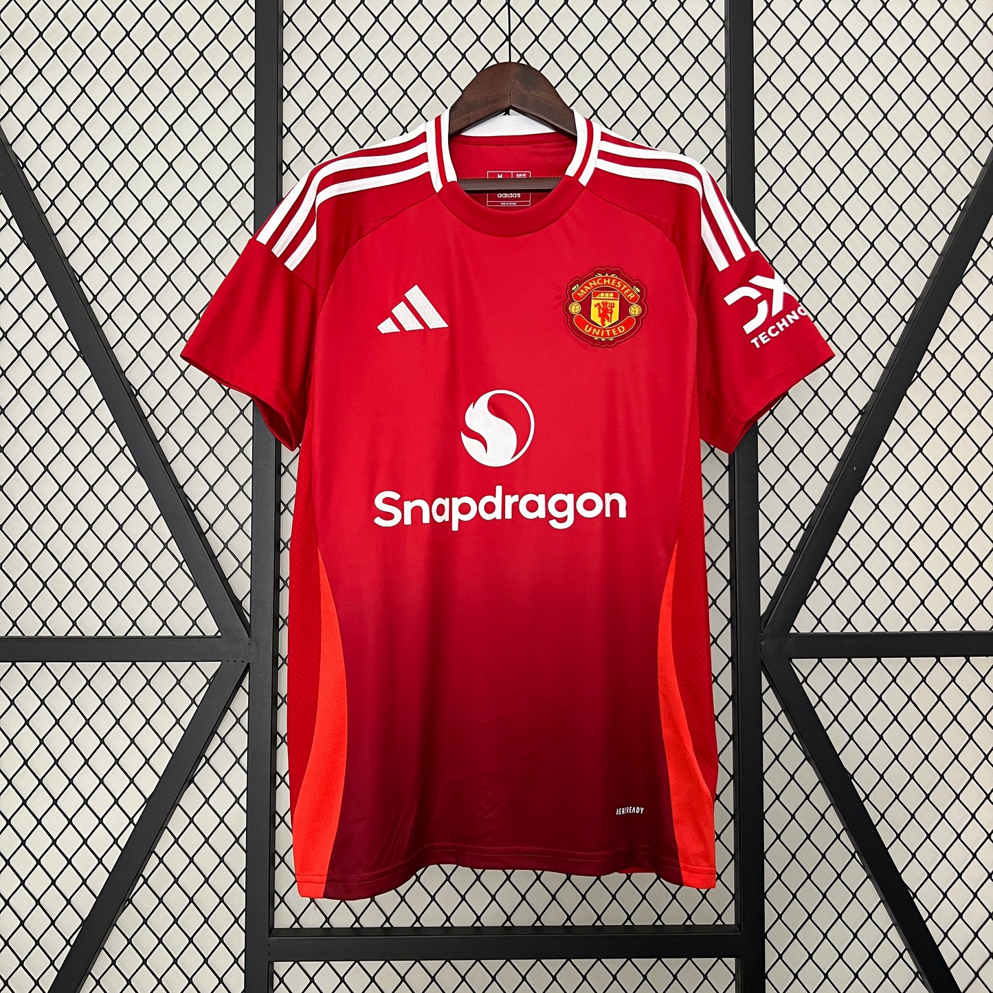 24/25 Manchester United Home Kit