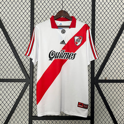 Retro River Plate 98/99 Home Kit