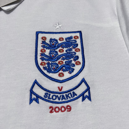 Retro 2010 England Home Kit