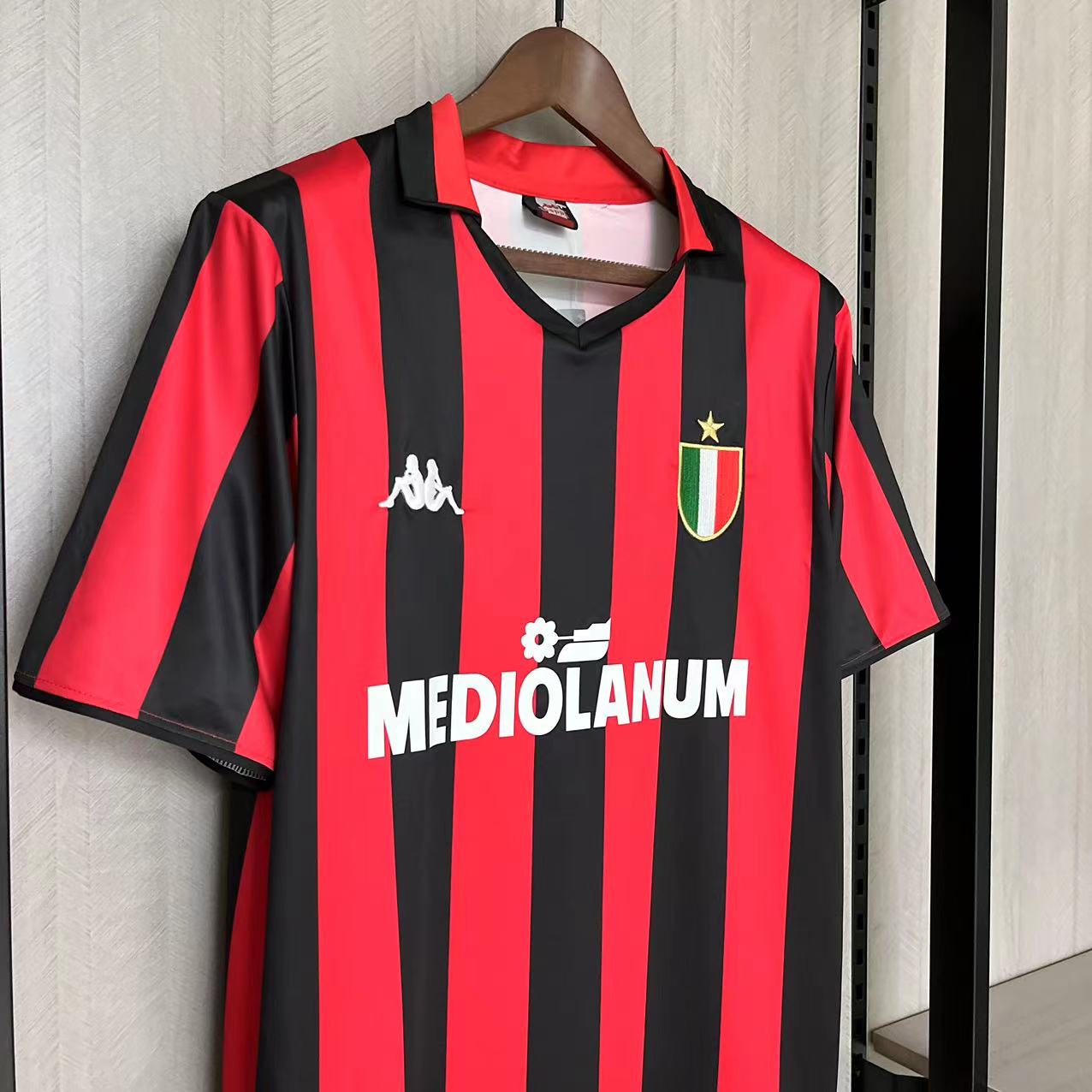 Retro AC Milan 1988-89 Home Jerseys Kit