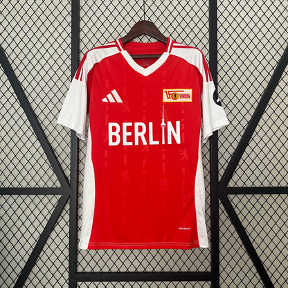 24/25 Union Berlin Home Kit