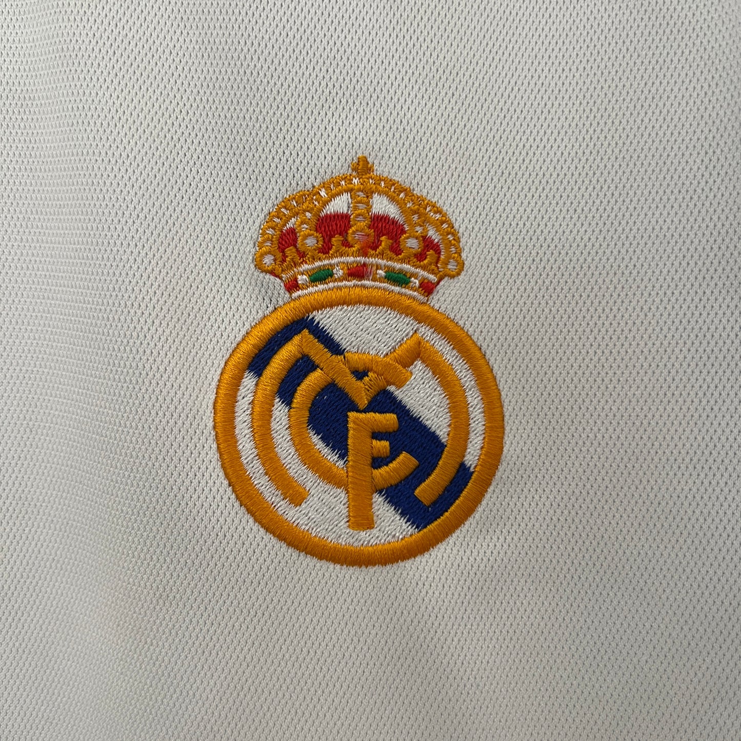 Retro Long Sleeve Real Madrid 00/01 Home Kit