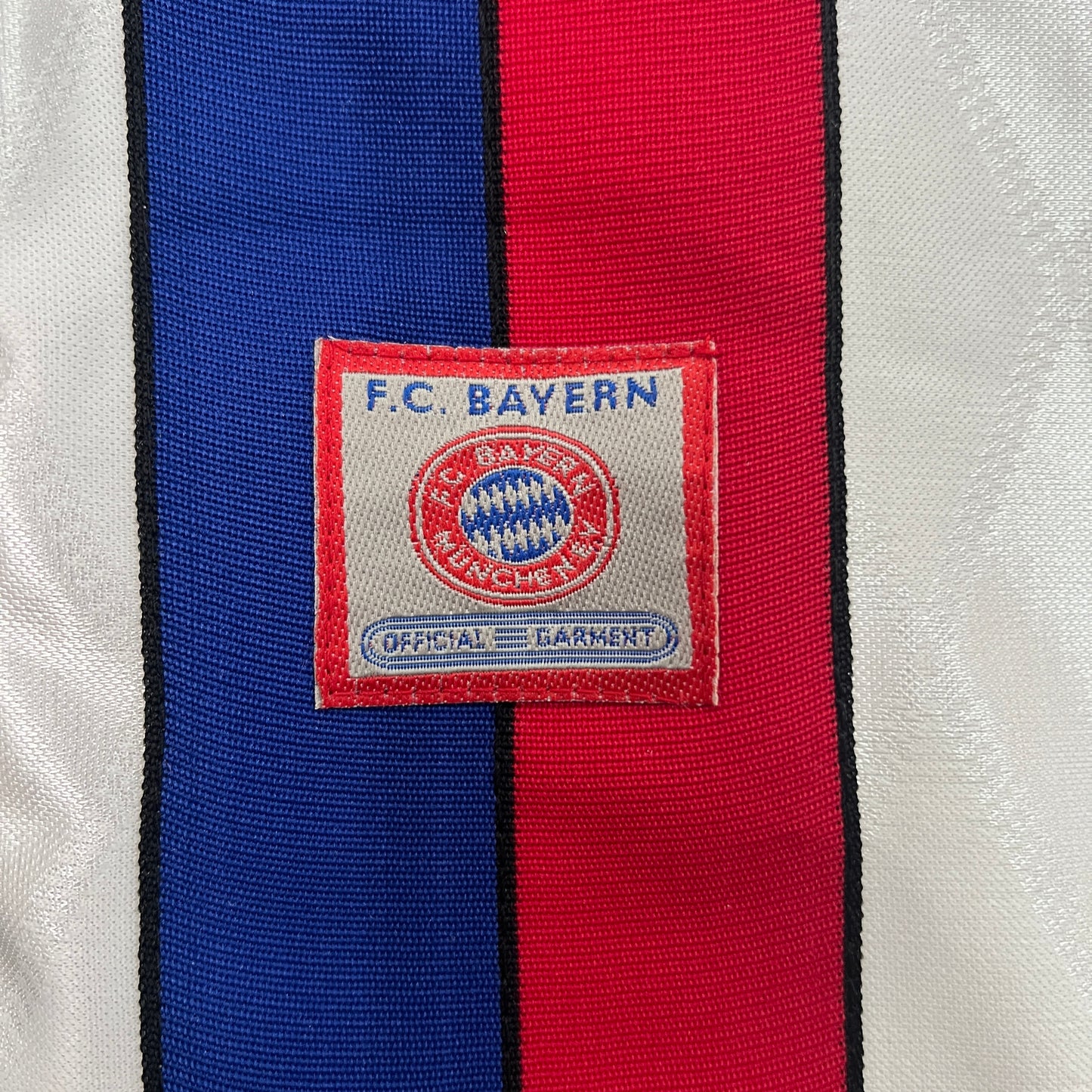 Retro Bayern Munich 96/98 Away Kit