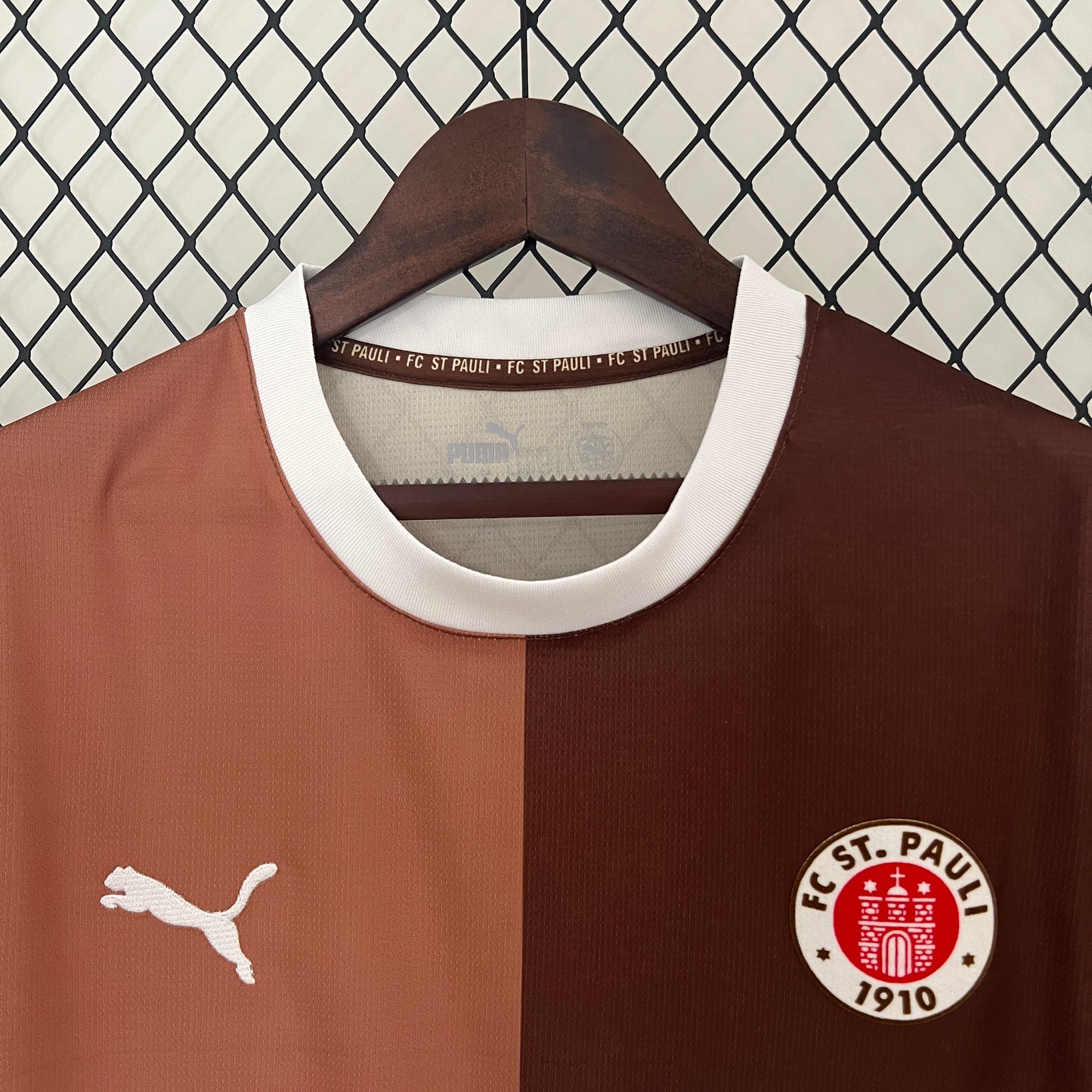 24/25 St. Pauli Home Kit