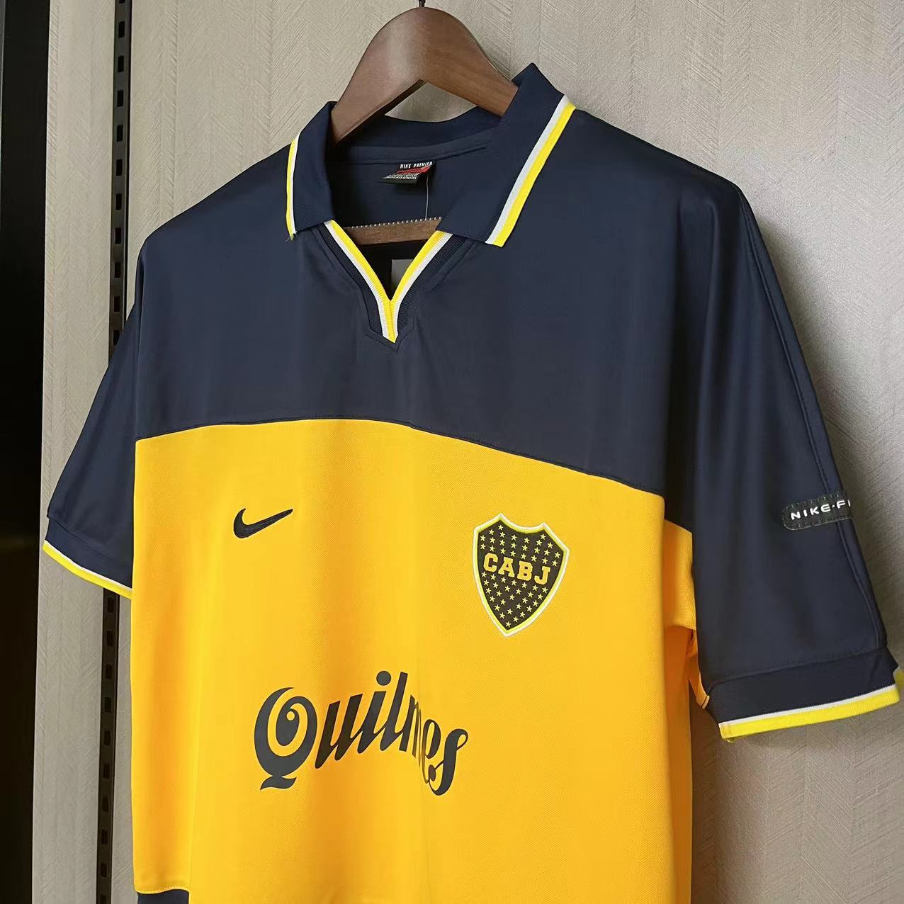 Maglie home retrò del Boca 1990-00 